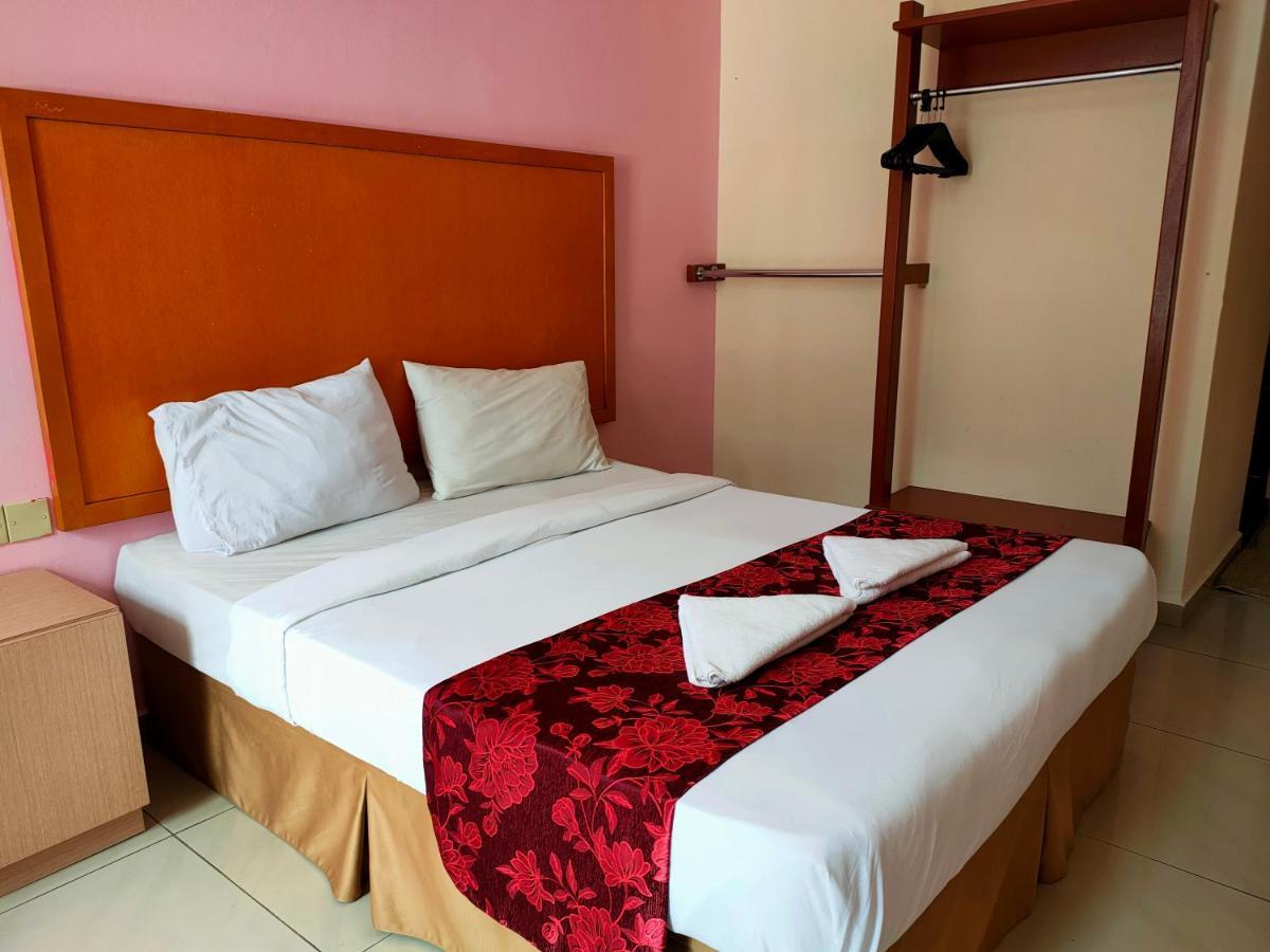 Mrc Hotel Melaka Raya Zewnętrze zdjęcie