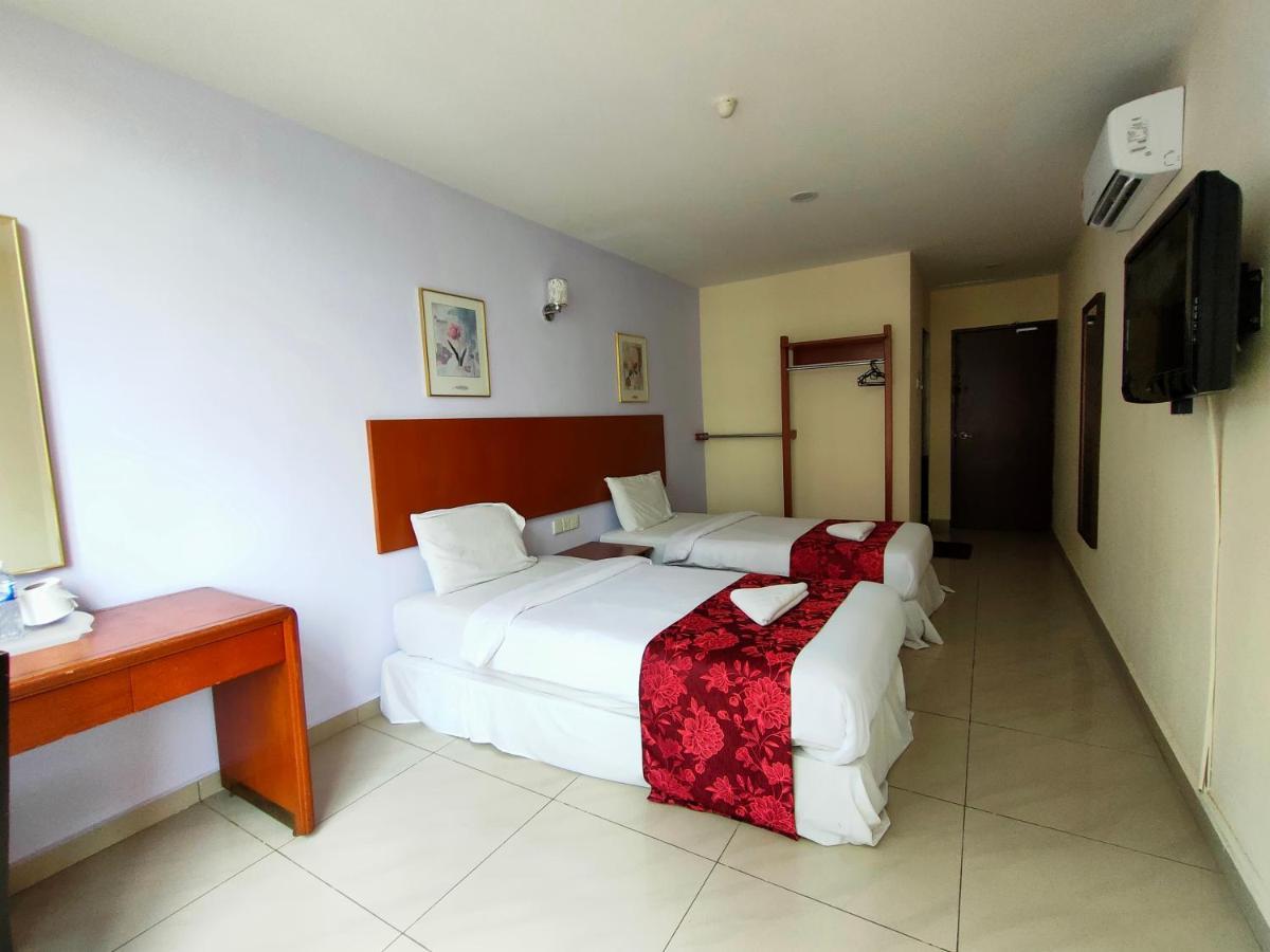 Mrc Hotel Melaka Raya Zewnętrze zdjęcie