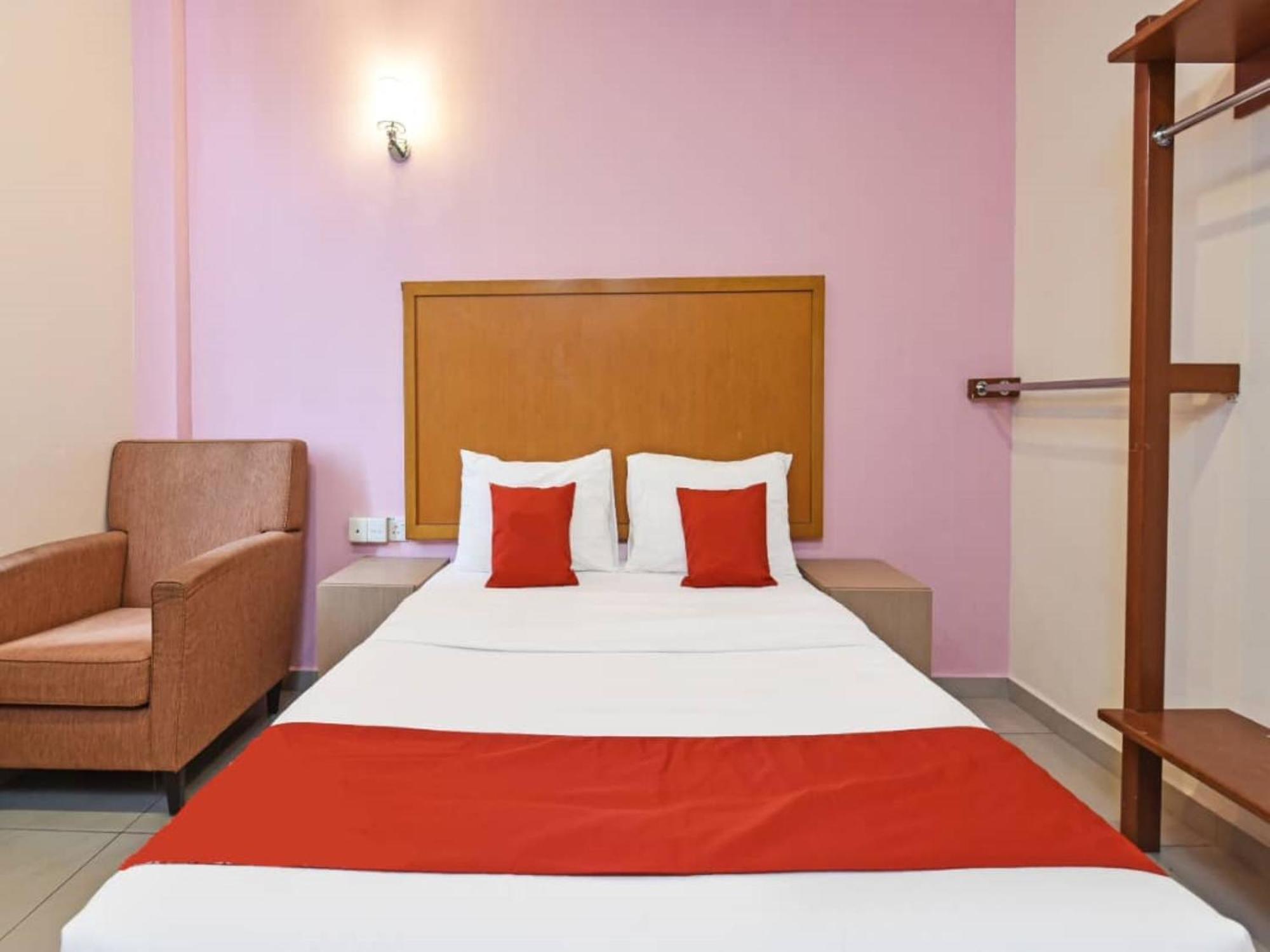 Mrc Hotel Melaka Raya Zewnętrze zdjęcie